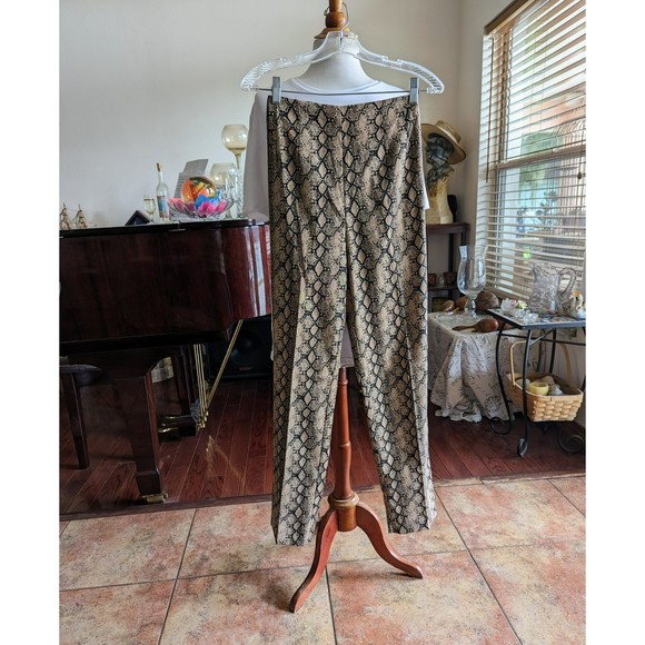 Jessica Howard snakeskin pattern pants   Sz 6 - Picture 4 of 11